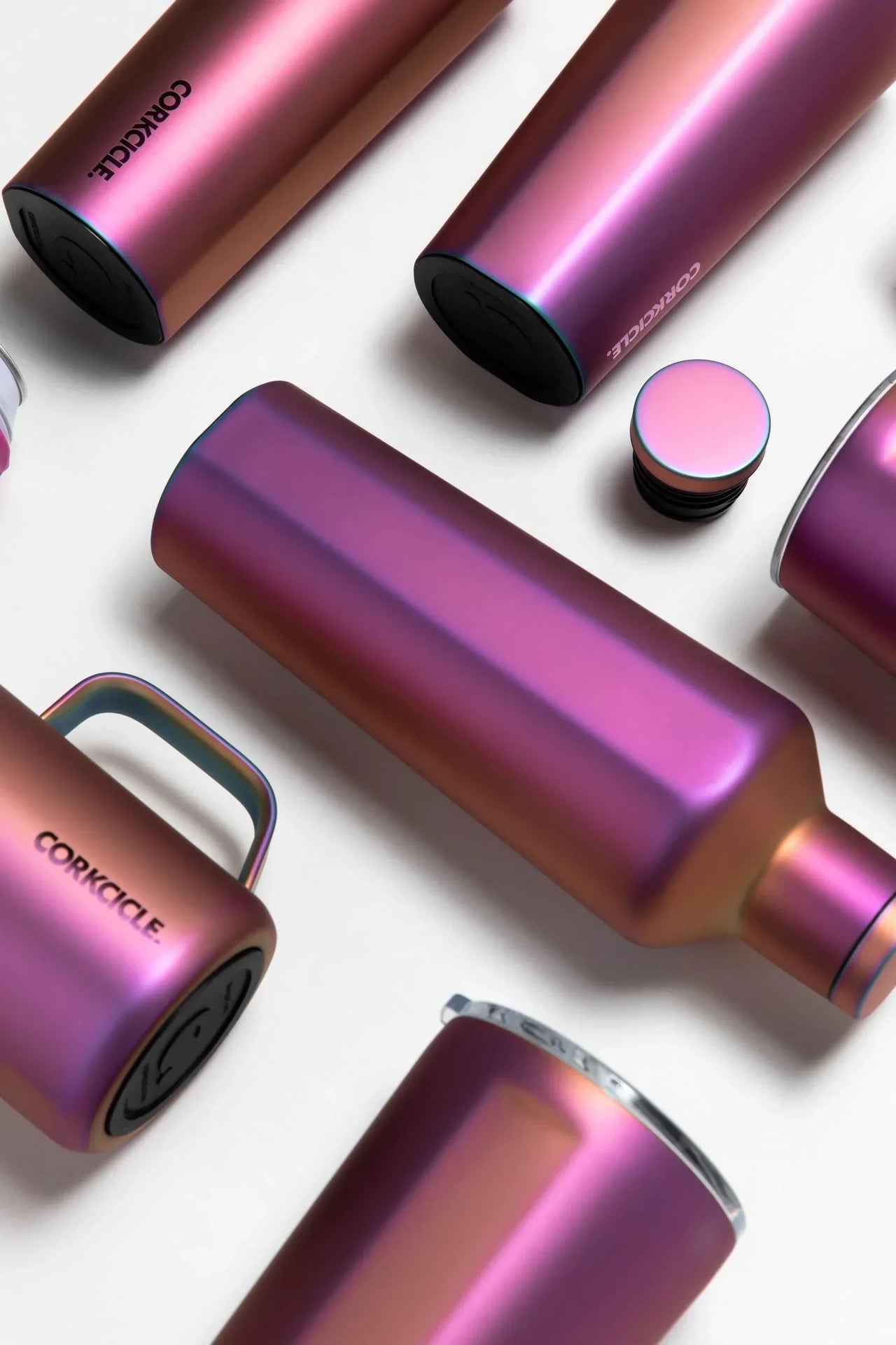 Corkcicle Iridescent Canteen 750ml - Nebula - Stainless Steel Water Bottle - cf-type-stainless-steel-water-bottle, col-gifts, DrinkBottle, us-retail - Upcycle Studio